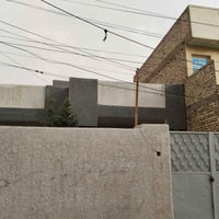 بيت للايجار مساحه 200متر بيت مرتب ونظيف   يحتوي على خدمات وغرف نوم 3 و...