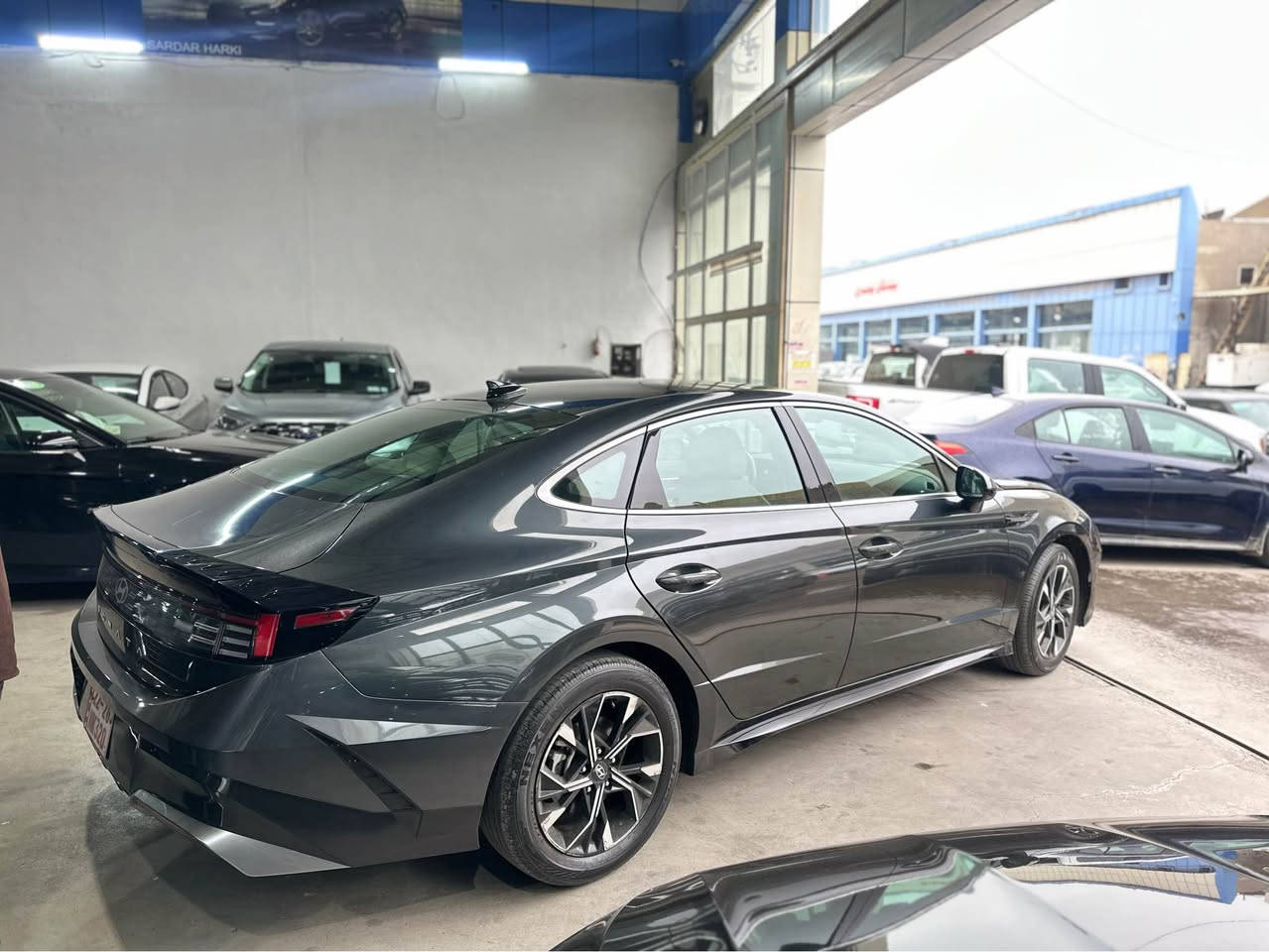 Sonata 2025
مواصفات 
شاشة
كاميرة
رادار
حساس
و بعد بيها هواي مواصفات 
جملغ و باب صبغ 
بدون دواخل
بدون ايرباك
١٦٤$و بي مجال 
رقم واتساب؛***********
مكان سيارة اربيل داخل معارض أربيل, العراق
