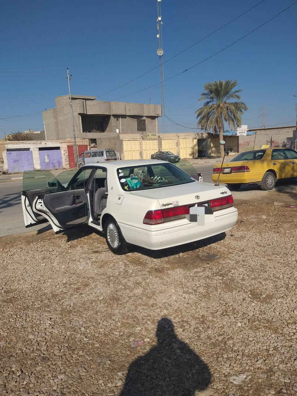 راس الثور إفلات موديل ٩٨ رقم انكليزي بغداد بسمي شاصي ٥٥
السياره خير من الله  ١٠٥ وبيه مجال حك الجيه 
***********
