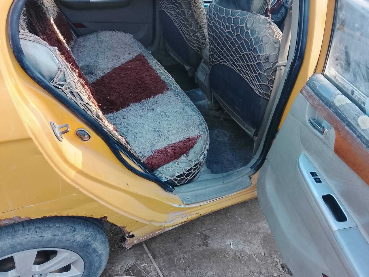 ياالله السلام عليكم  بسبب الوعد الكاذبه اذا موشراي اعبر المنشور اعيد النشر  سياره ليفان م 11 رقم بغداد صدامي تحويل صاحبها يريد يحولها عليه غرامات 200 الف وهيئه 500 الف علمشتري  مكينه وكير كورلا خير من الله لاصرف ولاتبخير كير اوتو كهربائيات شغاله تخم تاير ويل كب حداديه جيده الكشر كدامك السعر 14 وبيها مجال قليل مكاني بغداد اليوسفيه الشراي يتصل وبيك خير ودلل *********** اقرا المنشور زين واتصل وخادمك
