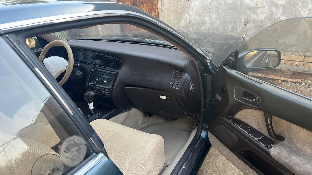 السلام عليكم من رخصه الأدمن المحترم 
بطه للبيع رقم انبار مشروع وطني تريد وكاله اتريد تحويل كير ومحرك ففتي تحويره كامله جديده مصبوغه عام جماليه اثر جراد مكفوله من الضربه عدا هذا الحاجب موضح بلصوره مكان السياره واسط الموفقيه 
***********
