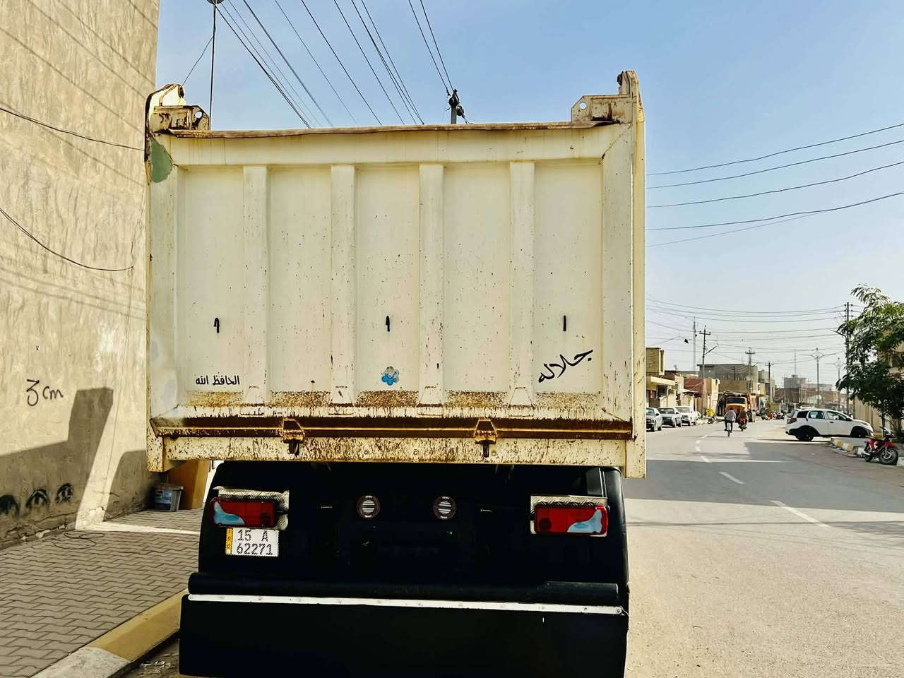 مان بۆفرۆشتن
مۆدیل 2009
فول مواسەفات
مەکینە 400
أنچگتر
گێڕ عادي 
هاڤ
ڕەقەم انبٱر 
سعری 
 ***********
