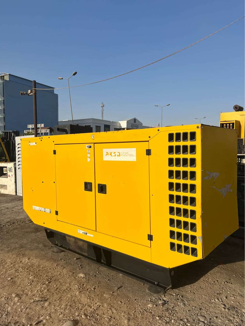 مولده جوندير٨٠ كيفي كاتم اكسا شرت بوغار دوغان مابي مولده مكان اربيل *********** أربيل, العراق
