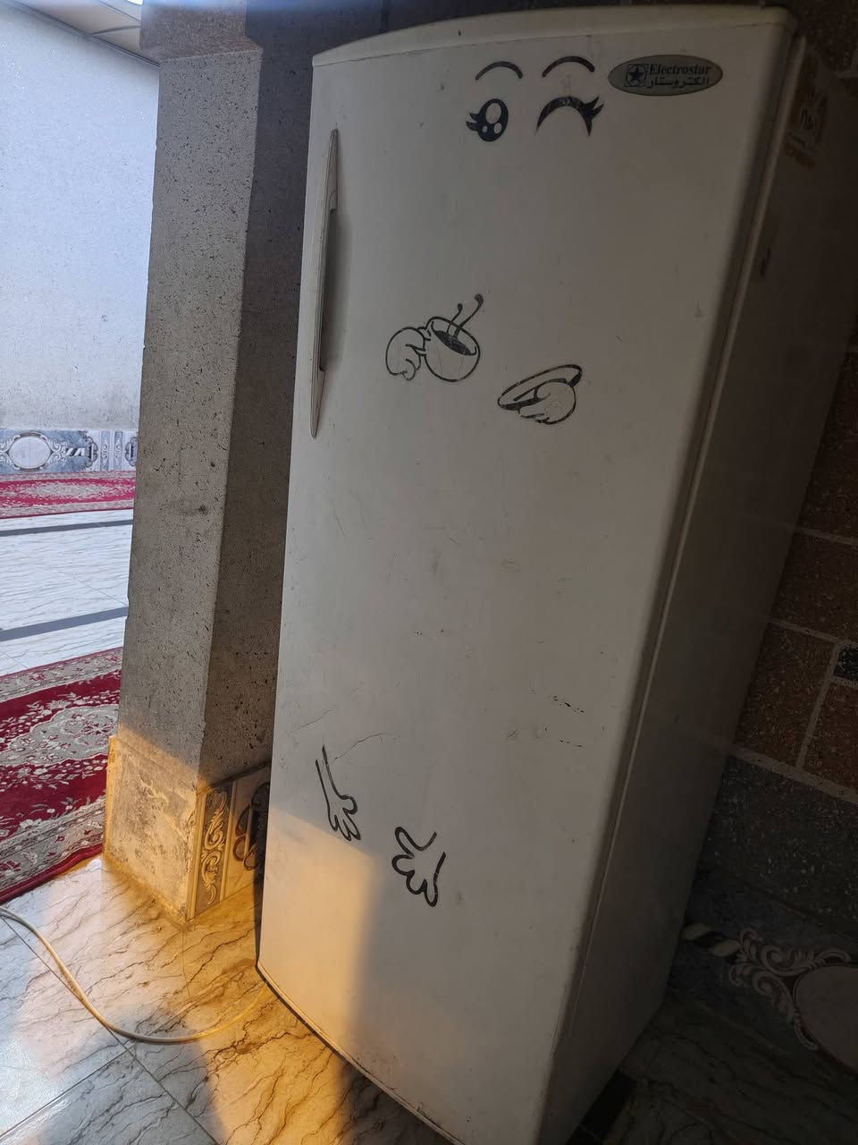 سلام عليكم ثلاجات للبيع مكان نجف سعر مناسب ***********
