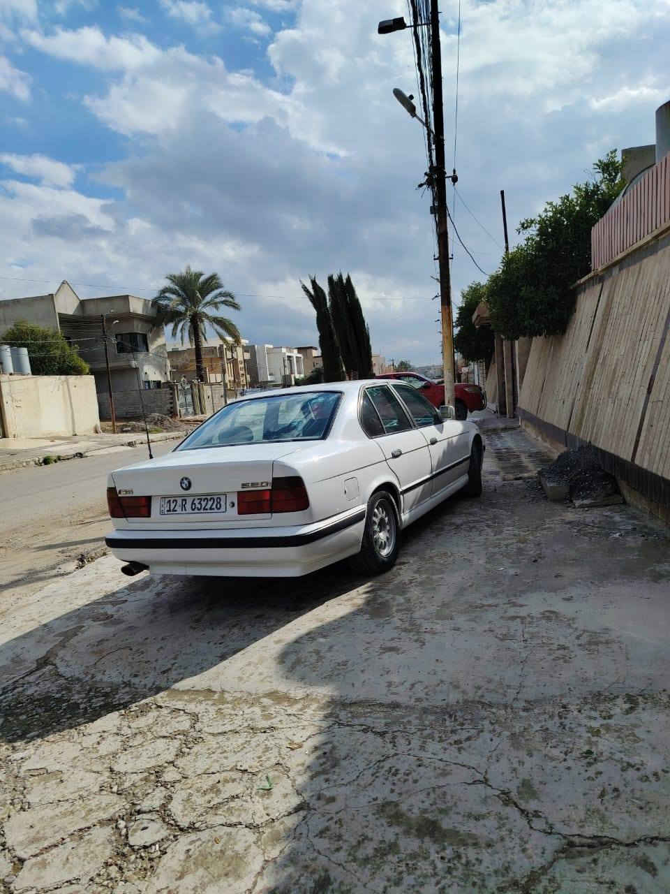 بسم الله وعلى بركة الله سياره BMW محرك كبس حجم 520
كير عادي سعر 55 بي مجال للطيبين تواصل ***********
