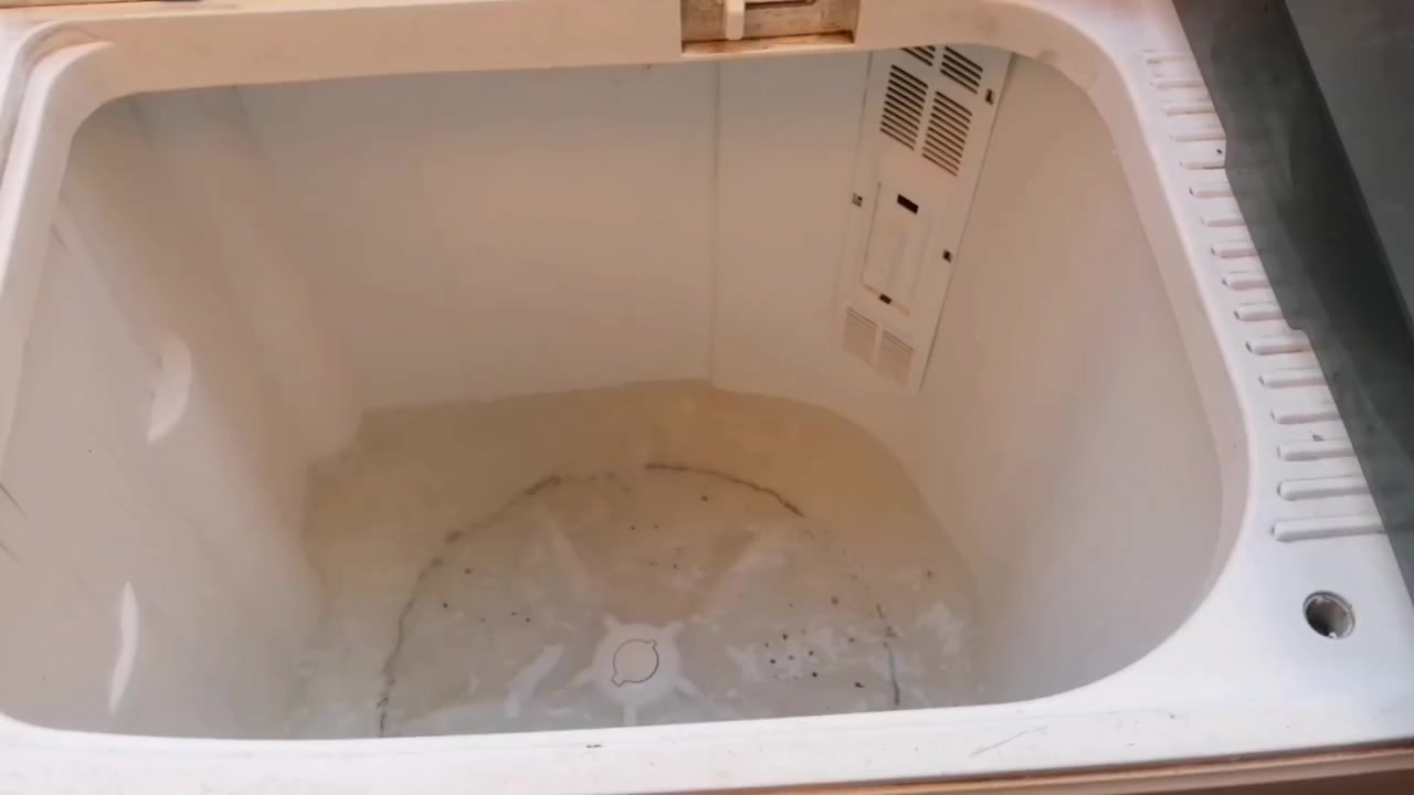 غسالة كرافت ١٢ غسل وتنشيف السعر ٧٥ الف


**إذا كنت صاحب هذا الإعلان وتريد حذفه لأي سبب، رجاءا أرسل رسالة إلى الدعم الفني**