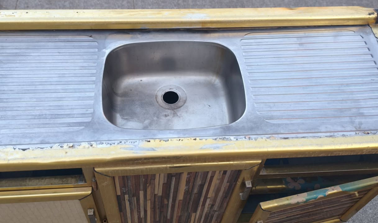 📢 للبيع كونتر جاهز – استعمال نظيف
🔹 الطول: 4 متر
🔹 السنك: 160 سم
🔹 النوع: أولاي ثقيل
🔹 الحالة: جيد جدًا – ما بيه شي
💰 السعر: 450 ألف دينار
📉 مجال تفاوض بسيط للجادين
📍 الموقع: أبي غريب – بغداد
📞 للتواصل:
📱 واتساب: ***********
📞 اتصال: ***********
⏰ الاتصال للجادين فقط
