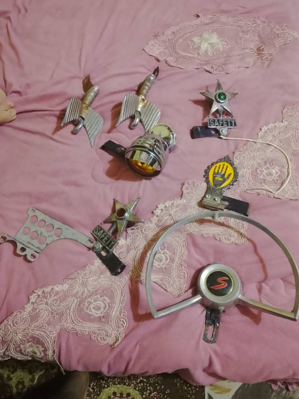 سلام عليكم غراض لبيع شراي ***********
