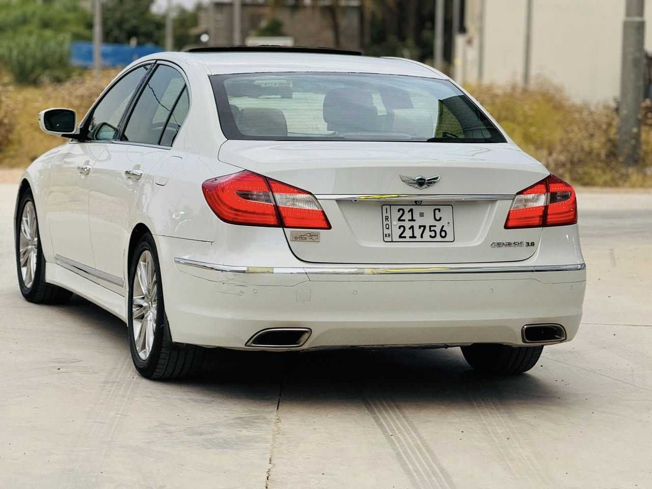 سلام عليكم للبيع اومراوس هونداي(GENESIS)  جنسس خليجي فخر الصناعة الكوريه.VIP
صبغ قطعتين  جاملغ الامامي والباب بدون دواخل والباقي كفاله عامة شرط الفحص والسونار رقم سليمانية  دولي شرط التحويل ….موديل 2013
محرك 6سلندر 3800ممفتوح.  
……. السعر. 129$
مكان ديالى/خانقين
📞*********** واتس اب‬
 ▪️ المواصفات فول 1/1
اعلى فئة ب (GENESIS)
▪️ بصمة تشغيل 
▪️ بصمة بيبان
▪️ بصمة صندوق
▪️صندوق كهرباء
▪️صندوق شفط
▪️فتحة اسلايت
▪️لايتات زنون
▪️ بلاجكتور زنون
▪️ حاجب امامي 
▪️ لد خلفي 
▪️ لد داخلي
▪️ ترحيب عنده اقتراب السياره
▪️ مري اوتو مع R
▪️ بردة خلفية اوتو مع R
▪️ كشنات جلد
▪️ كشنات الاماميه كهرباء
▪️ كشنات الخلفيه كهرباء
▪️ كشنات الاماميه تدفئة
▪️ كشنات الخلفيه تدفئة
▪️ كشنات خزن تحكم بكشنات
▪️ من خلال تجوه الخلفيه
▪️ استيرن كهرباء
▪️ 12ايرباك
▪️ 3قطع تبريد
▪️ داخل قرميطي
▪️ دشبول صاج
▪️ بيبان صاج
▪️ دشبول مطعم لونين
▪️ ماوس تحكم بشاشه
▪️ شاشه كبيرا
▪️ كامرا اماميه
▪️ كامرا خلفيه
▪️ حساس امامي 
▪️ حساس خلفي
▪️ بلوتوث حاكيه
▪️ تحكم استيرن جهتين
▪️ كروز السرعه
▪️5ويل كب شركة حجم 18
▪️ گيراوتو + عادي
▪️ بعد بيها مواصفات اكثر

