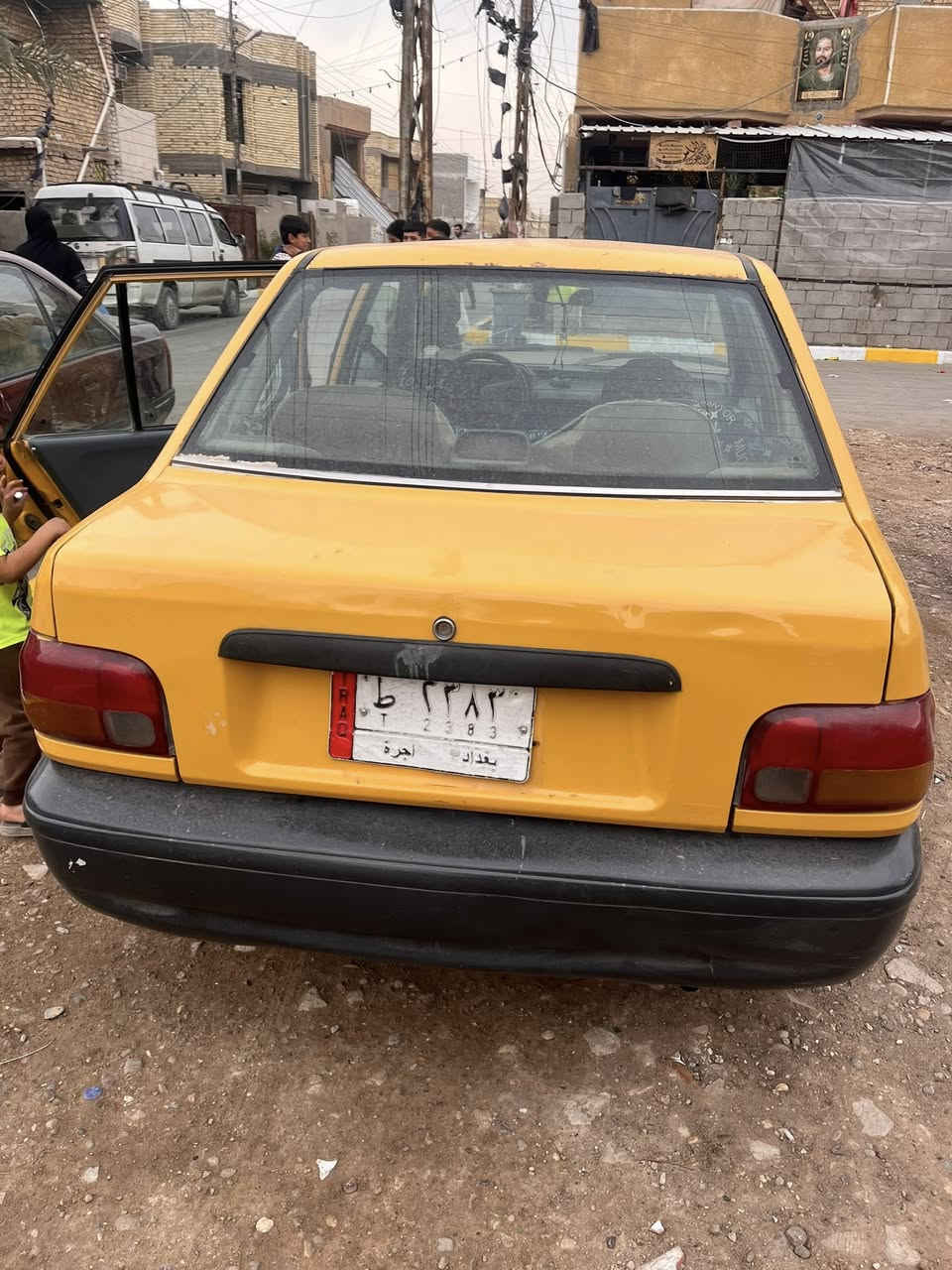 سلام عليكم
سايبه 2009 سياره نضيفه وخير من الله معمره السياره بس بيه نواقص قليله تحويل ثاني يوم عليه غرامه 850 توكع من سعره  
السعر 20 $ وبيه مجال 

***********
