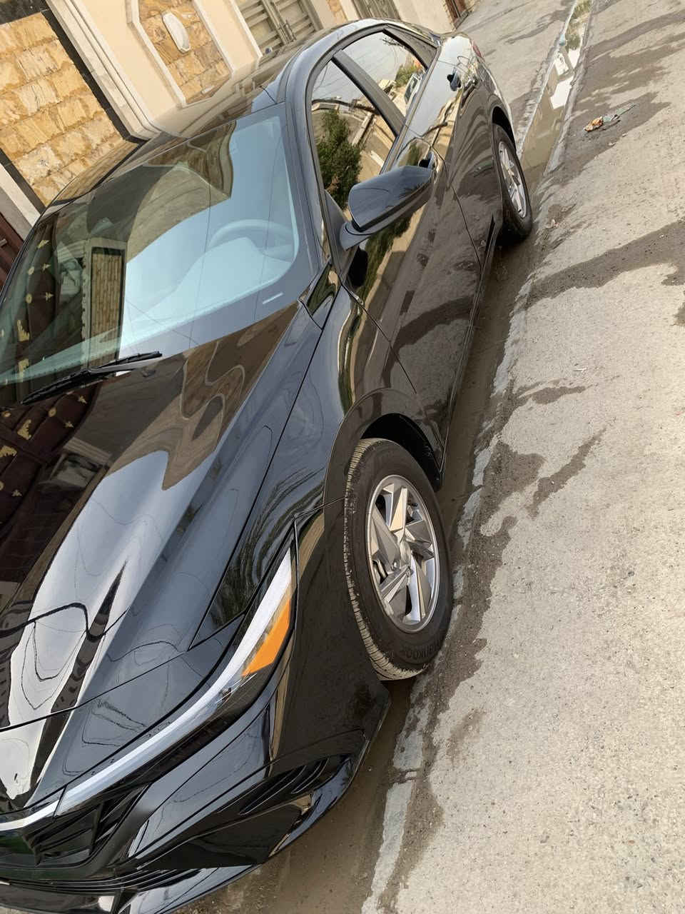 السلام عليكم 
النترا وارد أمريكي موديل ٢٠٢٤ بدون رقم ماشية ٥ الاف زيرو مكينة ٢٠٠٠ السيارة حادثها قطعتين تبديل والدعامية بلاد نفس اللون  بدون شاصي ربع القمارة  بارد تعديلها بدون اي لحيم فقط بارد كل السيارة بدون اي اوكسجين  الراديترات مالات الشركة بدون تبديل حتى غاز التبريد جاهزة للاخير يحتاجلها فقط رقم نصف فول بأسمي قبل مدة قصيرة دخلت السيارة 
العنوان بغداد المشتل 
ترهم مراوس حسب القناعة 
***********
