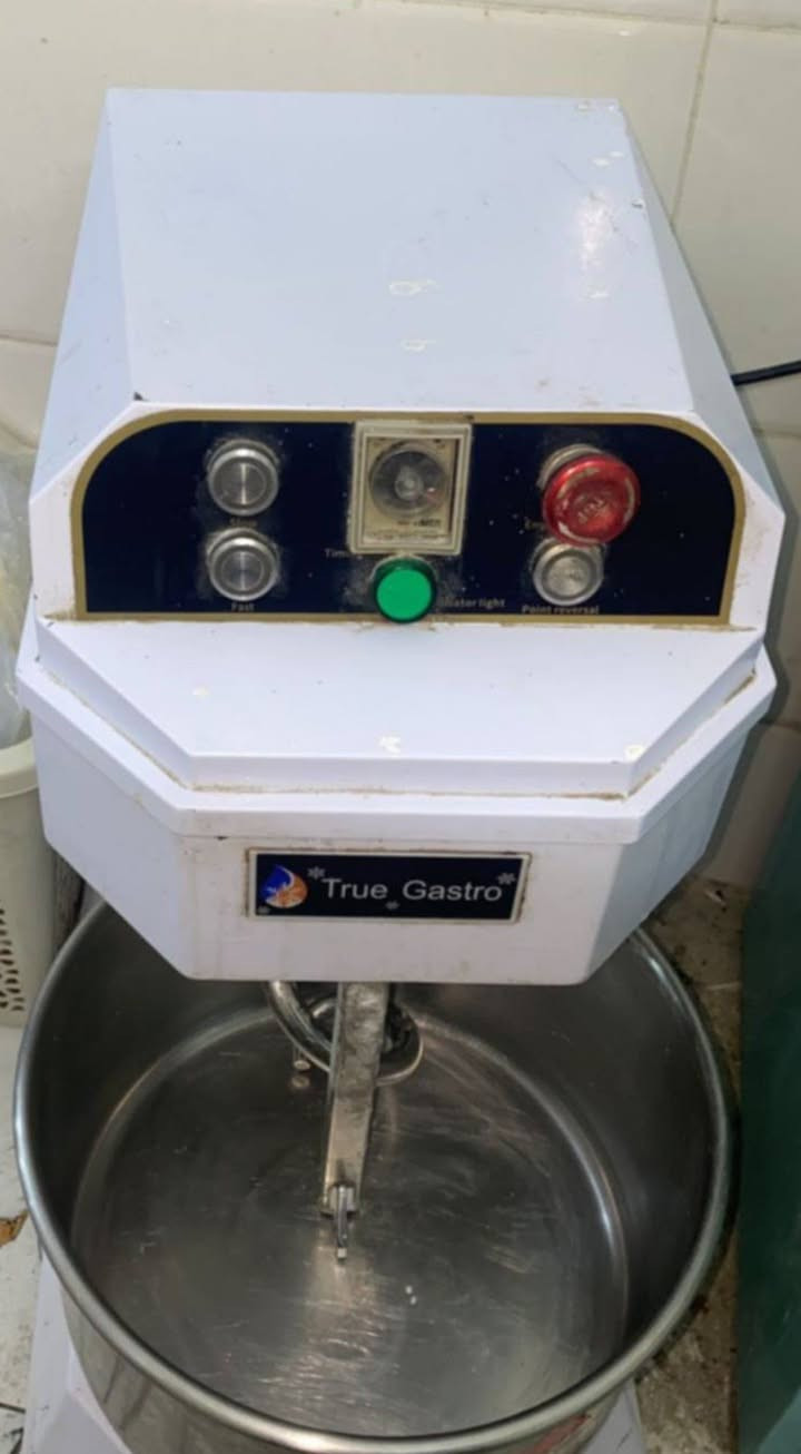 للبيع عجانة حجم 15كم  كهرب سنگل في الموصل
***********

***********
