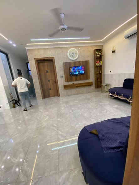 سلام عليكم ورحمة الله وبركاتة 
للبيع بيت بالغزالية مساحة 180 واجهة 9ونزال 20
بناء 2025 vip 
يحتوي على 4 غرف نوم طابق الارضي غرفة طابق الثاني 3 غرف نوم
بناء نظام رفت ارضية بورسلين درجة اولى 
انارة لد بالبناء 
الدرج بيانو 
شبابيك الالمنيوم عازلة للصوت 
شلال داخلي 
السعر 485 مع المجال 
عنوان البيت بالغزالية شارع البدالة خلف التجاري موقع كلش محترم من ناحية المنطقة مبلطة بالجديد  الخدمات رأس شارع المدارس متوسطة وابتدائية رأس شارع الثاني سوق المائدة

للاستفسار اكثر يرجى الاتصال:-
☎️***********☎️ابو مصطفى
☎️***********☎️

#الطائي للتسويق العقاري   ⭐️ موقعنا  شارع المشجر تعبر الملعب على اليمين 📍
