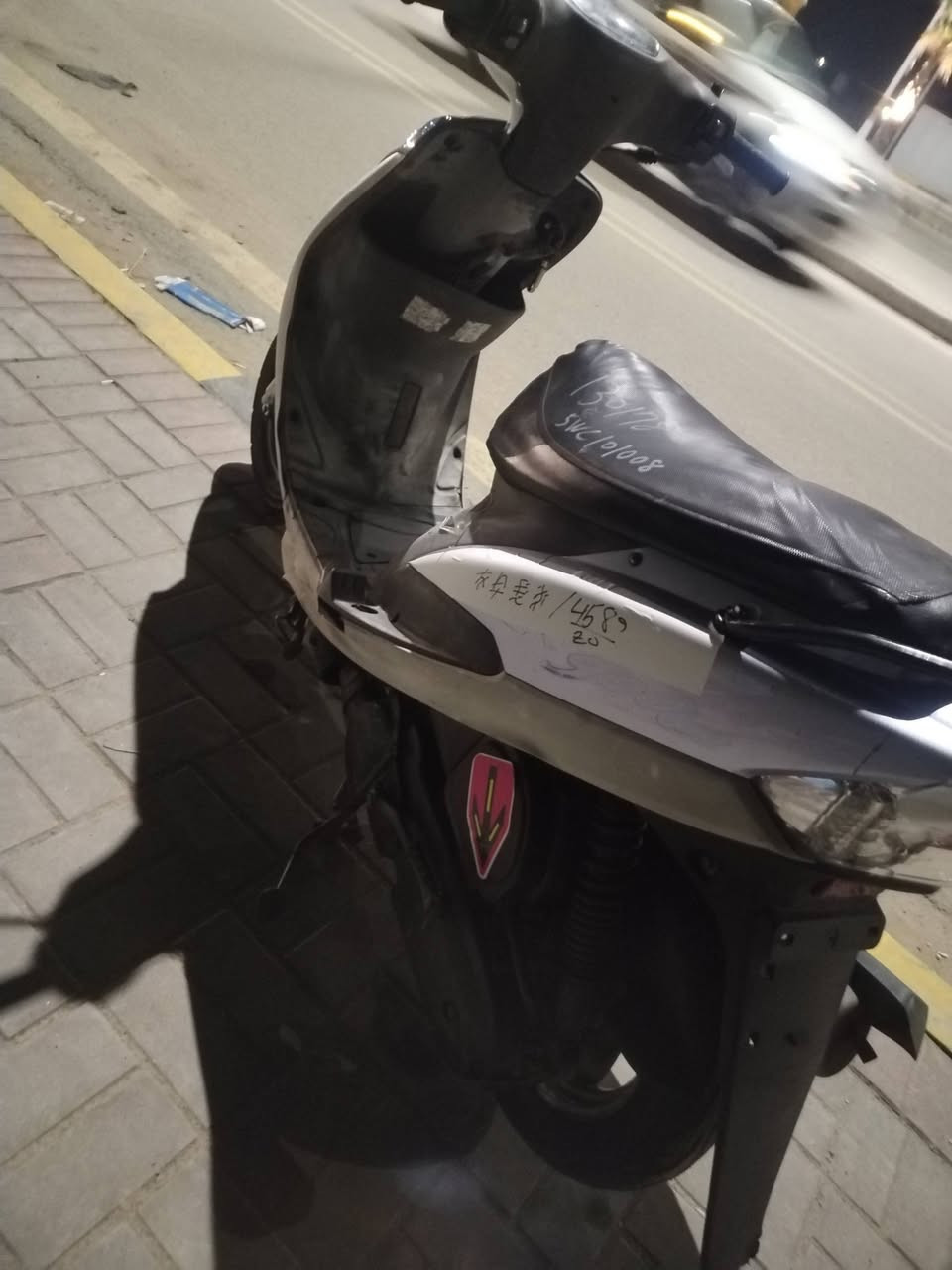 دراجه حاويه توه نزلت من الحاوية للبيع امليون وبيه مجال سماوه ***********
