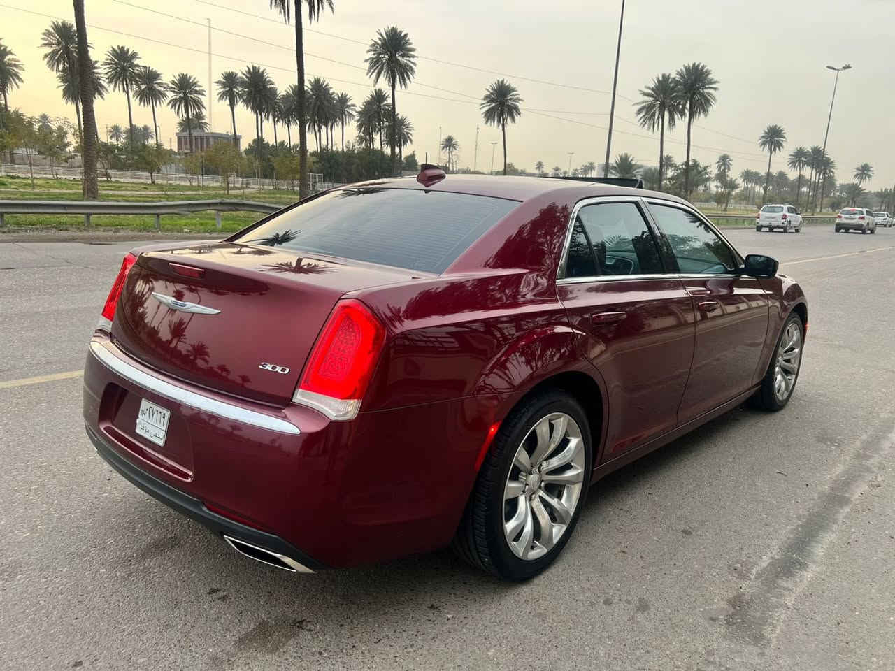 سلام عليكم كلايزلر 300 دخول جديد موديل 2019 داخله بكتاب ضباط تترقم حره بسم المشتري مواصفات لميتد بنوراما كشنات جلد كشنات كهربائيه شاشه كبيره كار بلي  بصمه كامره خلفيه تشغيل عن بعد ويل كب حجم 20 كروم بلوجكترات زنون  محرك 6 سلندر تو ويل ضرره بنيد وجاملوغ ضرر صطحي  رايده 220 وبيه مجال وهاذه رقمي *********** اخوان ممتواجد عله الفيس
