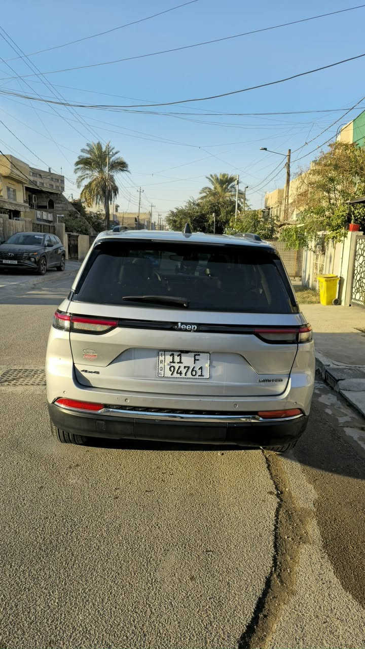 للبيع 2024 Jeep Limited (جيب المتد) - وارد أمريكي.
مواصفات كاملة FullOptions) و تفاصيل مميزة

الموديل: 2024

السعر 330 

المواصفات المتد (Limited) أعلى فئة بصمة، شاشة كبيرة، كراسي جلد كهرباء، رادار كاميرا، وغيرها من المواصفات

حالة الضرر حادث بسيط جداً بابين جانبيات وجاملغ ، تم تبديل القطع بنفس اللون شد بلاد بدون صبغ أو معجون

نهائياً.

الوضعية السيارة نظيفة جداً وبحالة ممتازة، جاهزة

للاستخدام وما محتاجة أي مصاريف.

ماشية 38 الف 

مكان السيارة الدورة 

 للتواصل والاستفسار: ***********
