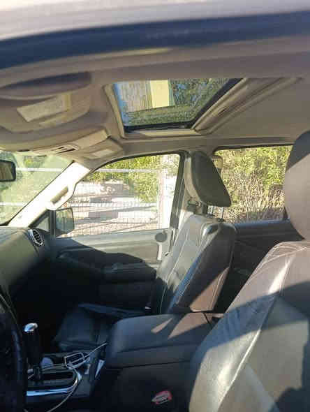 الوصف

Ford explore 2008 V6 بيع او مراوس 
فول مواسه فات V6
سلاید
کوشن کاره بای ۶  هيتر 
گیر ئوتوماتیک
ده بل ئه کسل
سی ریز کوشن
تحديد سرعه
 بوياخ دوو پارجه و نيو بی چوري سارد یه ک په له 
چوار تایه ی تازه
گیرو مه کینه به شه رت بی عه یب 

فول مواصفات 
سلايت 
كوشن كهربائي هيتر 
ديل اكسل 
7مقاعد 
تحديد سرعة 
جاملغ امامي سكن ونصف الباب سكن ونصف الجاملغ الخلفي او اكو بارد او عندي الفحص السونار 
***********
*********** كويسينجاك
