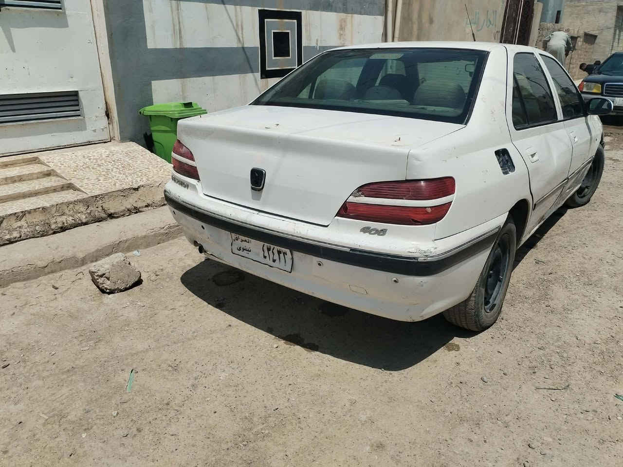 بيجو 2001/406
 محرك وكير كورلا 16
شرط المحرك وكير 
فول توماتيك 
كهربائيات كلها شغاله 
صدر امامي خلفي جديد 
رقم نينوى صدامي 
وكاله من الوكيل 
السعر مناسب 14 قفل 
العنوان موصل حي صدام 
***********
