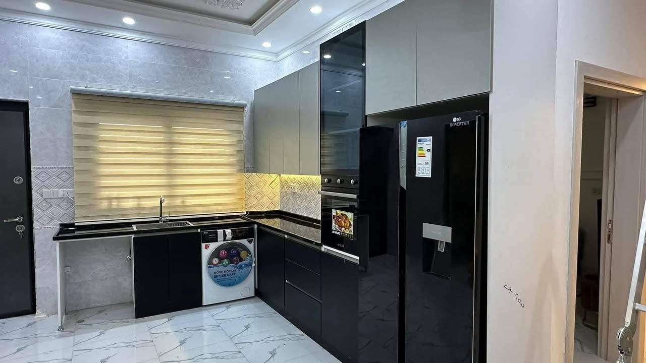 دقة بالتفاصيل… وأناقة بالتصميم ✨
مطابخ تركية + كاونترات + أبواب + شبابيك ألمنيوم
📍 قلعة سكر – مجاور مجمع العجيب
📞 واتساب: ***********
