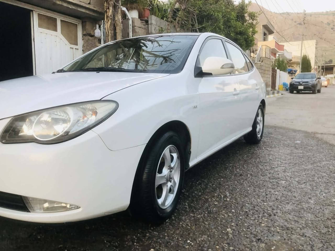 هۆندا ئاڤانتی 2010
گێڕ عادی
تەبرید ساردوو گەرم مەزبوتە
تەبرید لەمس
ناوو زەرد
جلد
کوشن هیتەر
ناوی زۆر جوانە
بەگلایتی لیزەرە
ئاوێنە شەفت
سەیارەکە هی ماڵانە هی مەعرەز نیە
مەسروفی تیا نیە
48 گەڵاو ماعمەلەیەکی برایانە
***********
***********
