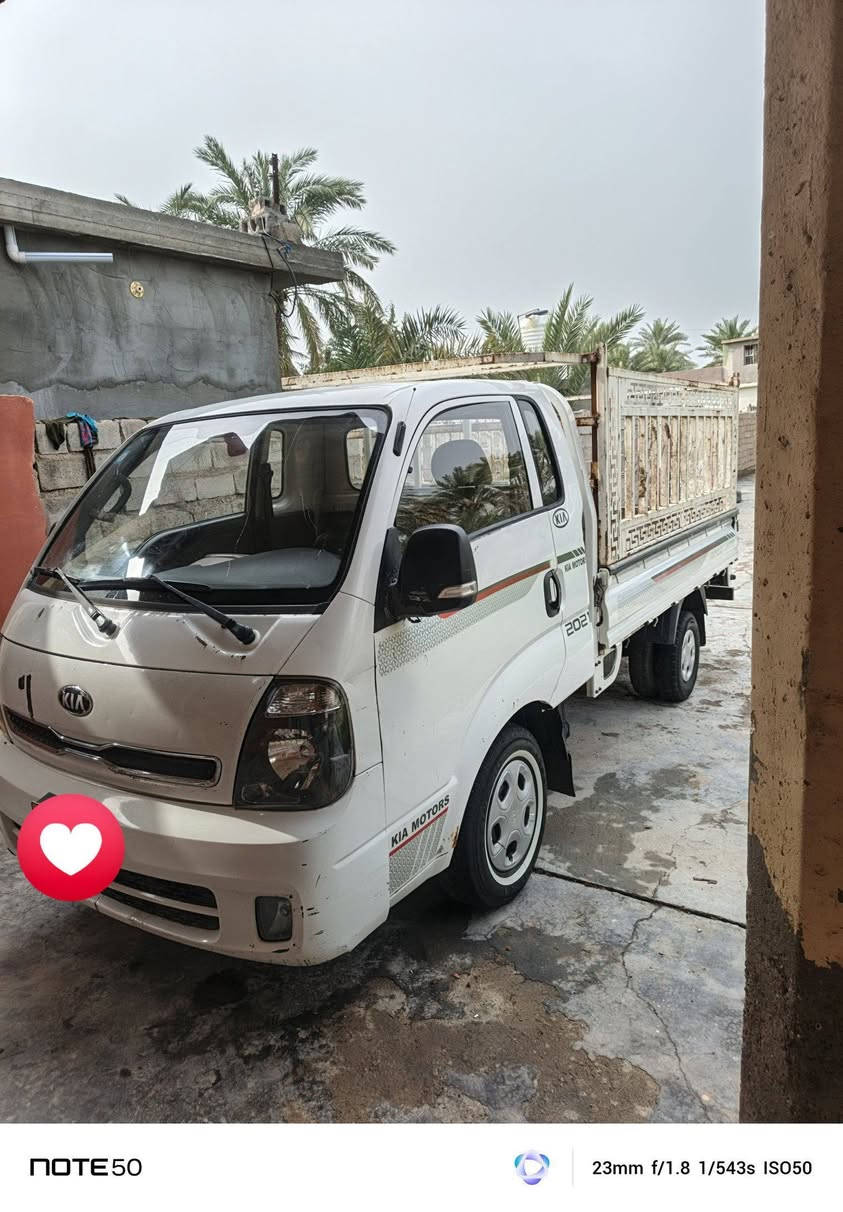 سلام وعليكم سيارة البيع، موديل 2018 سياره كفاله عامه محرك كير شاصي تاير كله جديد رقم انجليزي بغداد باسمي بها ضربه بسيطه سياره خير مال الله السعر على الخاص واتصال على هذا الرقم ***********
