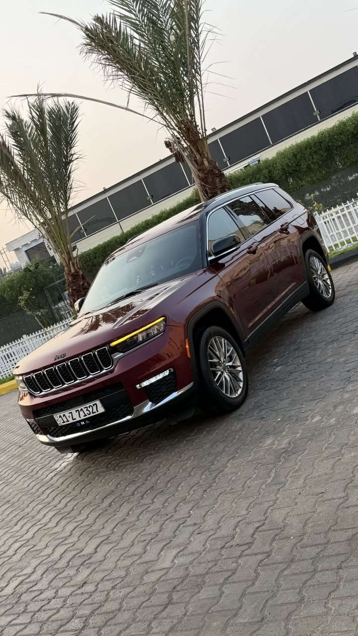 السلام عليكم

جيب كراند شيروكي 2023 فئة لمتد بلص ٧ راكب

حادثها صفحتين وبنيد بدون اي ضربة قوية او دواخل او شاصي او لغد 

السيارة اذا اعدد مواصفاتها ينرادلي كلش هواية وقت بس كلشي بيها 

سعرها ٢٦٠$ ورقة 

مكان بغداد / العامرية

بيع او مراوس حسب القناعة 

سيارة على ايدي اني مرقمها واستعمال ايد وحدة صفر مسج ولا كلوب بلدشبول مشتغل 

البنيد واللايتات مغلفات ppf 

عليها تضليل الكتروني بلريمونت يفتح ويسد 

الكامرات ذكاء اصطناعي تطلع الاجسام القريبة

 السيارة محدثة ومعربة شرق اوسط وخرائط بلساعات كدام السايق

***********
