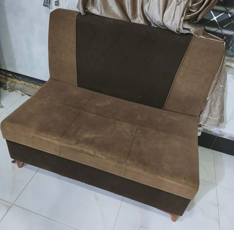 السلام عليكم ديوان للبيع السعر 125وبي مجال


**إذا كنت صاحب هذا الإعلان وتريد حذفه لأي سبب، رجاءا أرسل رسالة إلى الدعم الفني**