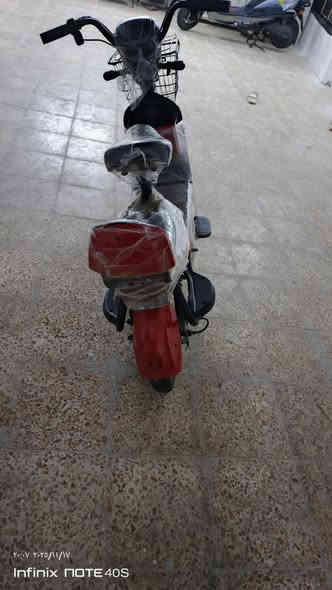 *********** السلام عليكم ما طول للبيع عمر 14 اربع بطاريات السعر 175 وفي مجال هذاق
