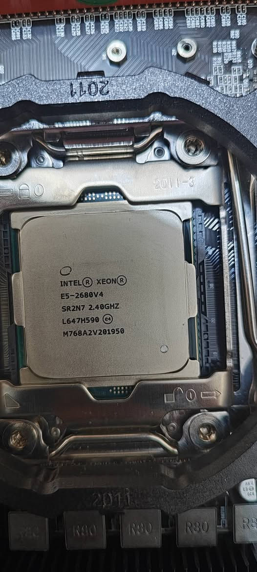 بورد ومعالج xeun e5 2680 v4 سعره 40 الف


**إذا كنت صاحب هذا الإعلان وتريد حذفه لأي سبب، رجاءا أرسل رسالة إلى الدعم الفني**