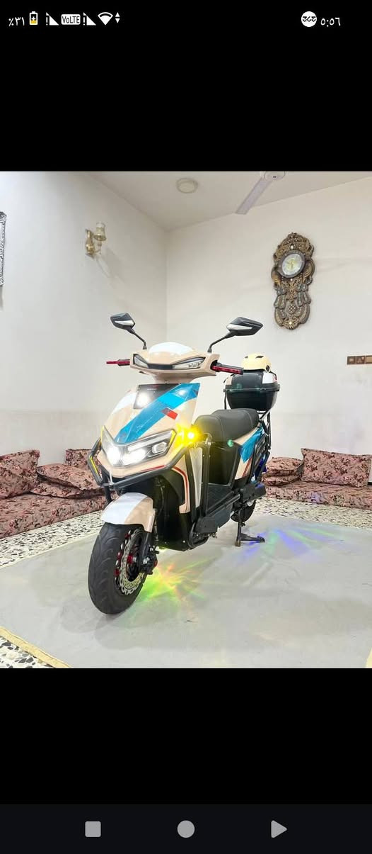 السلام عليكم دراجه للبيع دراجه نضيفه 6 بطاريات تايرات جدد ملفها 2500 ودراجه حلوه لاستفسار أكثر الاتصال *********** السعر 930 الف
