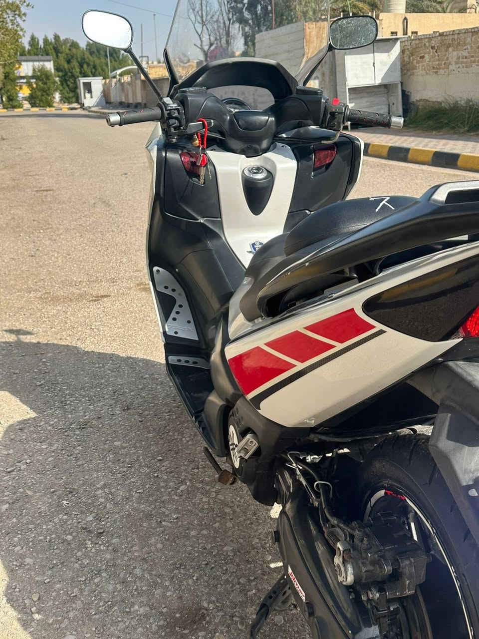 يالله 
Tmax500 .2011 اصل
دشبول أحمر 
ماشية ٢٦
دراجة نظف١٠٠٪؜
كفالة عامة 
‏📞: ٠٧٧١ ٥٦٣ ٣٠٨٥
سعر: ٤٠ 💸شراي بيك خير وتدلل
