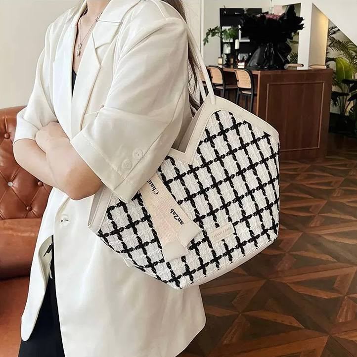 السلام عليكم الدرزن على ٦٥ لفتره محدودة تنزيلات


**إذا كنت صاحب هذا الإعلان وتريد حذفه لأي سبب، رجاءا أرسل رسالة إلى الدعم الفني**