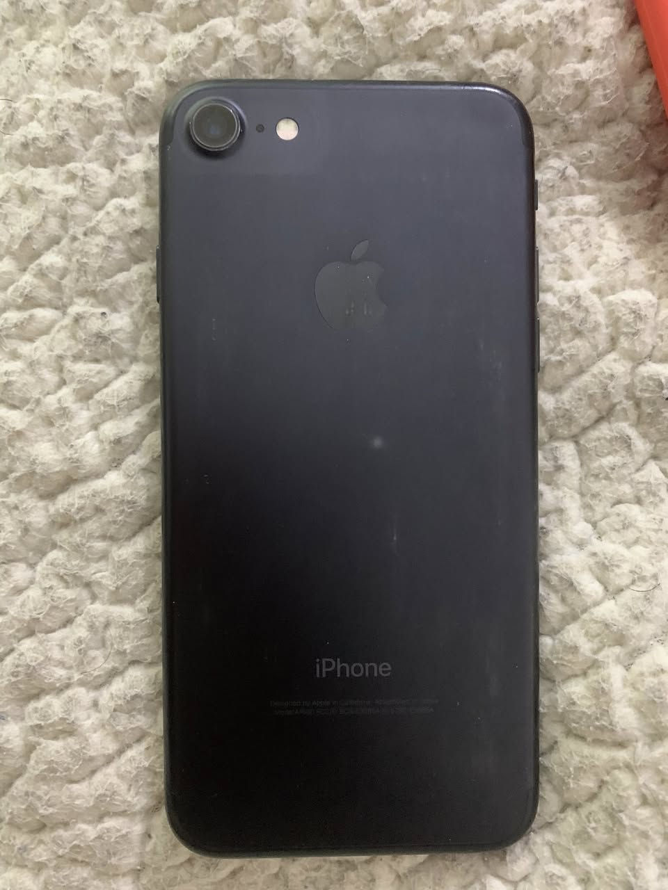 سلام عليكم آيفون7عادي موبايل جديد سيمكارت واكف بطاريه بدله وكاله سعر65الف عنوان بغداد الطالبيه ***********
