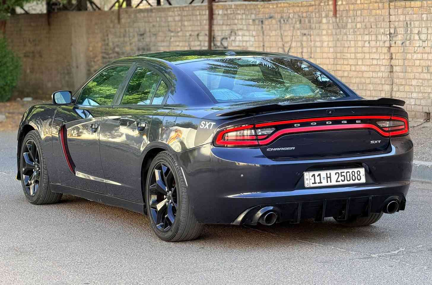 سلام عليكم
جارجر 2019 SXT مواصفاتها معروفه
وارد كندي داخله كلين بيها بنيد محدث وجاملغ صفحه عكس سايق صبغ 
باردات ثنين جاملغ خلفي وباب خلفي شي بسيط 
بدون دواخل 
سياره جاهزه كير محرك تبريد اكسل صدر تخم تاير كله جاهز
بجم محدث كامل GT عليها عدسات ولدات متغير بلبنيد والمازده 
سياره جاهزه للاخير هزه وسنويه ورقم كله جديد 
باسمي تحويل ثاني يوم 
ولا كلوب مشتغل بدشبول 
سعر ١٧٢ وبيها مجال اكيد مكاني بغداد اعظميه سبع ابكار 
***********
