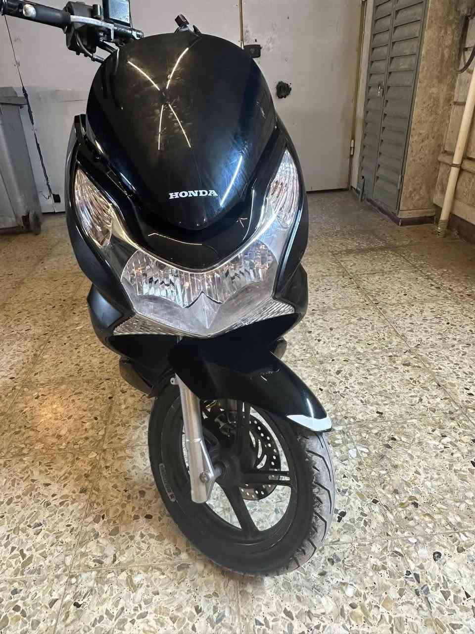 سلام عليكم سلام عليكم دراجة بي سي إكس 150 C C المكان بغداد الغدير السعر 1,000,150 وبيها  مجال ￼للشري رقم ‭+٩٦٤ ٧٧٢ ٦٧١ ٦٧٧١‬


**إذا كنت صاحب هذا الإعلان وتريد حذفه لأي سبب، رجاءا أرسل رسالة إلى الدعم الفني**