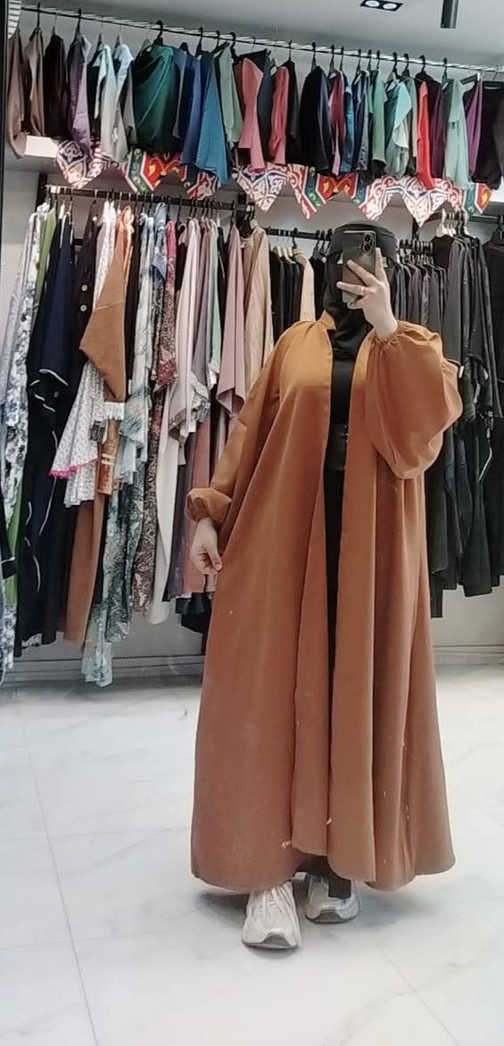 "البساطة هي قمة الرقي.. والكاردجان دا أثبتلي كدة. 🦢💎"
"قطعة مليانة رقة. ✨🎀"
محل ✨كشخه ✨سمنود شارع المحطه بجوار مصنع البلاط الصيرفي ♥️🥰


**إذا كنت صاحب هذا الإعلان وتريد حذفه لأي سبب، رجاءا أرسل رسالة إلى الدعم الفني**