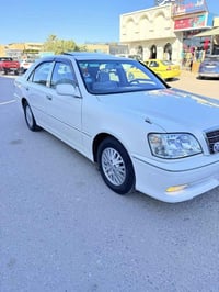 سياره للبيع ثلاث دگم كرستال فتحه تحكم ستيرن اصل كرستال مديل ألفين وثلا...