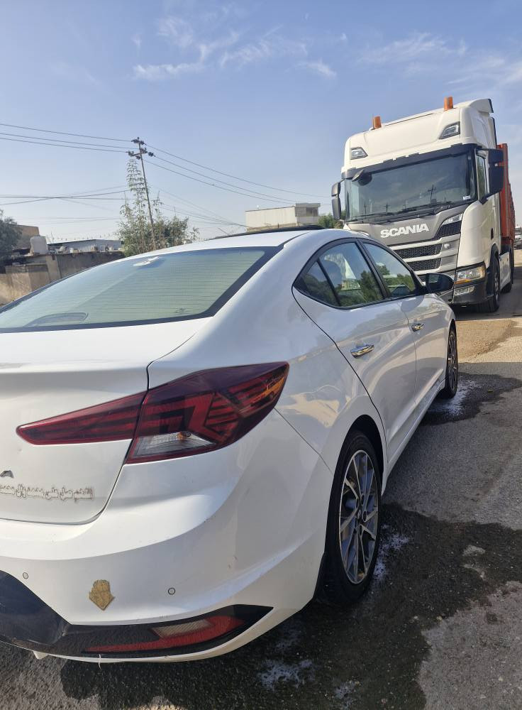 السلام عليكم النترا ٢٠٢٠ خليجي كفاله ضربه وصبغ وتبديل حته المكينه على البلاد برغي ما مفتوح بيهه رقم بصره حره تحويل مكينه ٢٠٠٠ فول واحد عله واحد السعر ١٦٨ وبيهه مجال قليل للاتصال *********** البصرة, العراق
