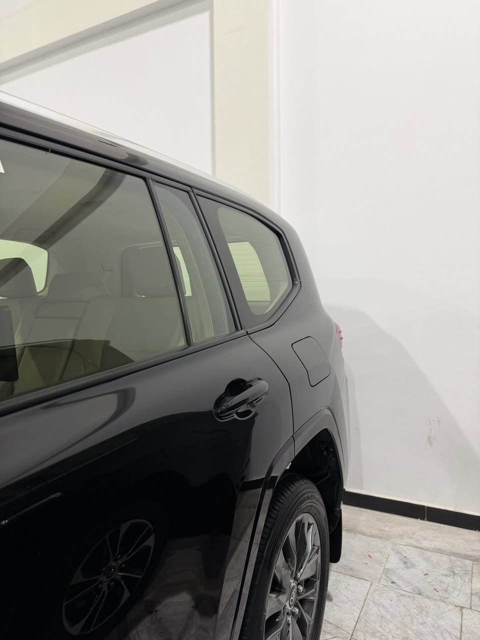 السلام عليكم للبيع او مراوس لاندكروز 2024 تنفس طبيعي بدون تيربو محرك 4000 بريم اصليه فول مواصفات مكفوله كفاله عامه رقم بغداد لمتد اصليه معروفه مواصفاتها ما يحتاج اذكرهن مكان السياره بصره شارع الوفود السعر اتصل وبخدمتك
***********/وتساب
***********/اتصال
