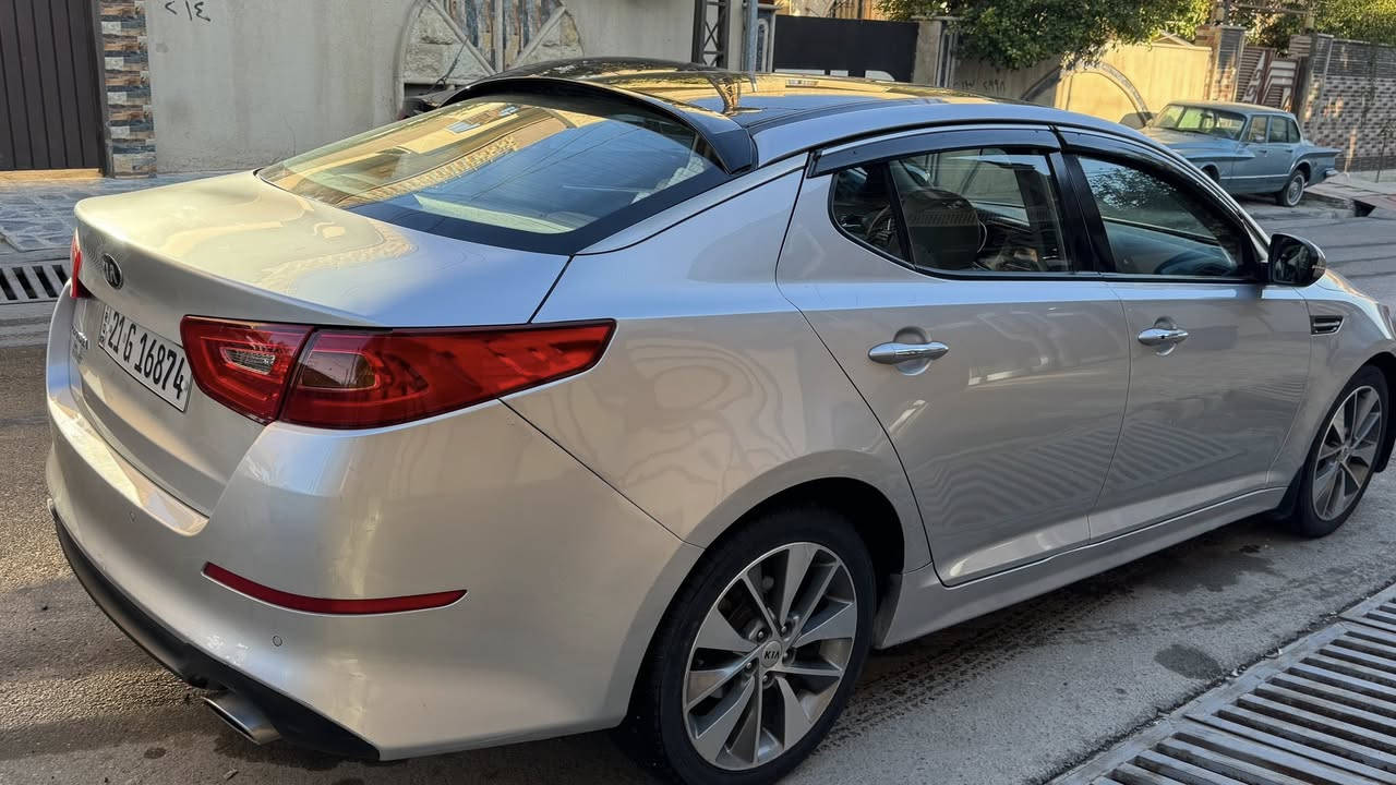 سيارة اوبتما كلين تايتل بيها دائر الخلف بارد
كوري باي كوري موديل 2015 
‎كير مكينة شرط
‎كير عادى توماتيگ
محرك 2400 دوش 
‎ماشية 80 الف كيلو
‎شفتات ستيرن 
‎وسائل ترحيب 
‎كشنات جلد
‎بانوراما 
‎طخم تواير جديد 
‎سنوية هزة جديدة
‎سيارة جديدة مابيه مصرف 
***********
