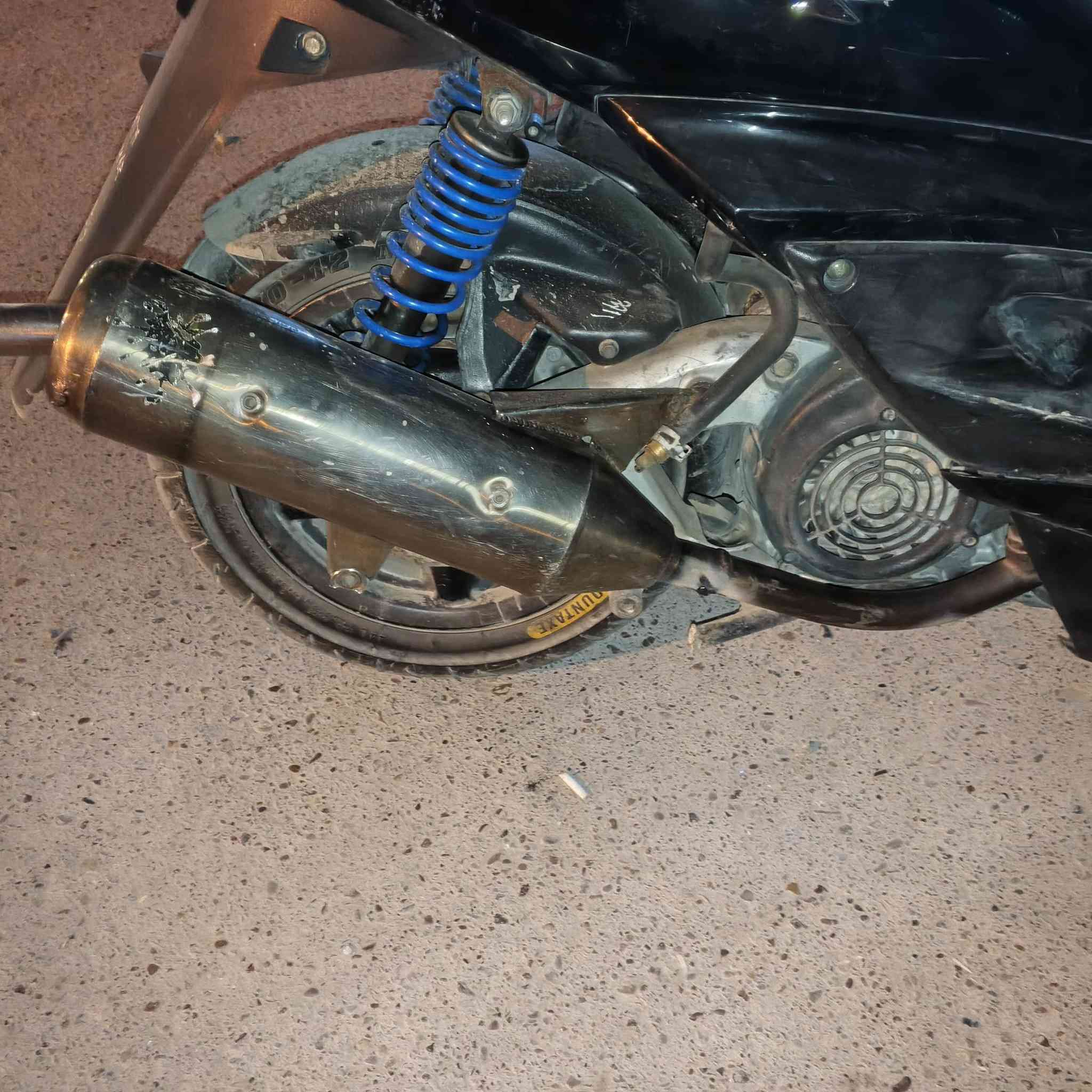 صالنصه سكنس ستيل اصليه مختمه دبل بوشه بيه لحيم بسيط مراوس بصالنصه رياضي سكنس شعدك نزل


**إذا كنت صاحب هذا الإعلان وتريد حذفه لأي سبب، رجاءا أرسل رسالة إلى الدعم الفني**