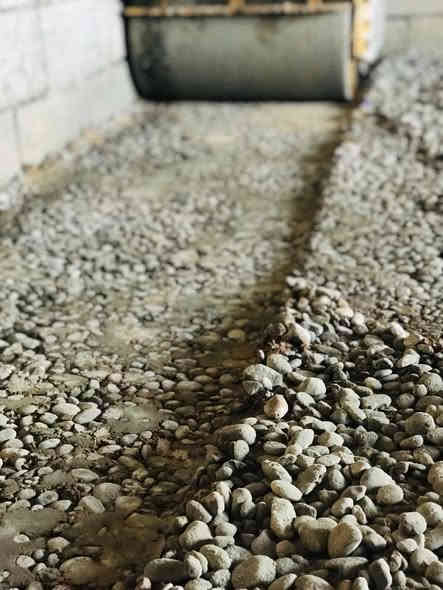 السلام علیکم
توجد حادله لحدل ارضيات بيوت وقاعات واساس وقاعات واساس وارصفه وملاعب ومحلات ومقرنص هزاز قوي بأي وقت بأي وقت وأي مكان نعمل وعمل بما يرضي الله واسعار مناسبة ***********........ ***********
