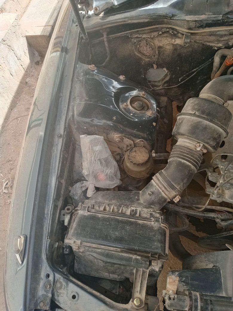 السلام عليكم سياره شيزر موديل 92 مقفوله من نقل جثه او قصه او عيب شرعي او ضربه قويه مصبوغه جماليه رقم بغداد مشروع وطني راعيها يريد مداور مكانها كربلاء السعر 57 وبيها مجال ماكينه وقير مكفولات لا تنقيص ولا تبخير ***********
