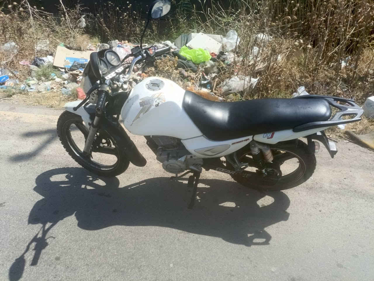 سلام عليكم ماطور سنكي للبيع كهرباءيات كله شخاله محرك نضيف لاتنقيص ولاتبخير تايرت جدد موديل 20017 السعر 475 وبي مجال قليل اتصل ودلل ***********
