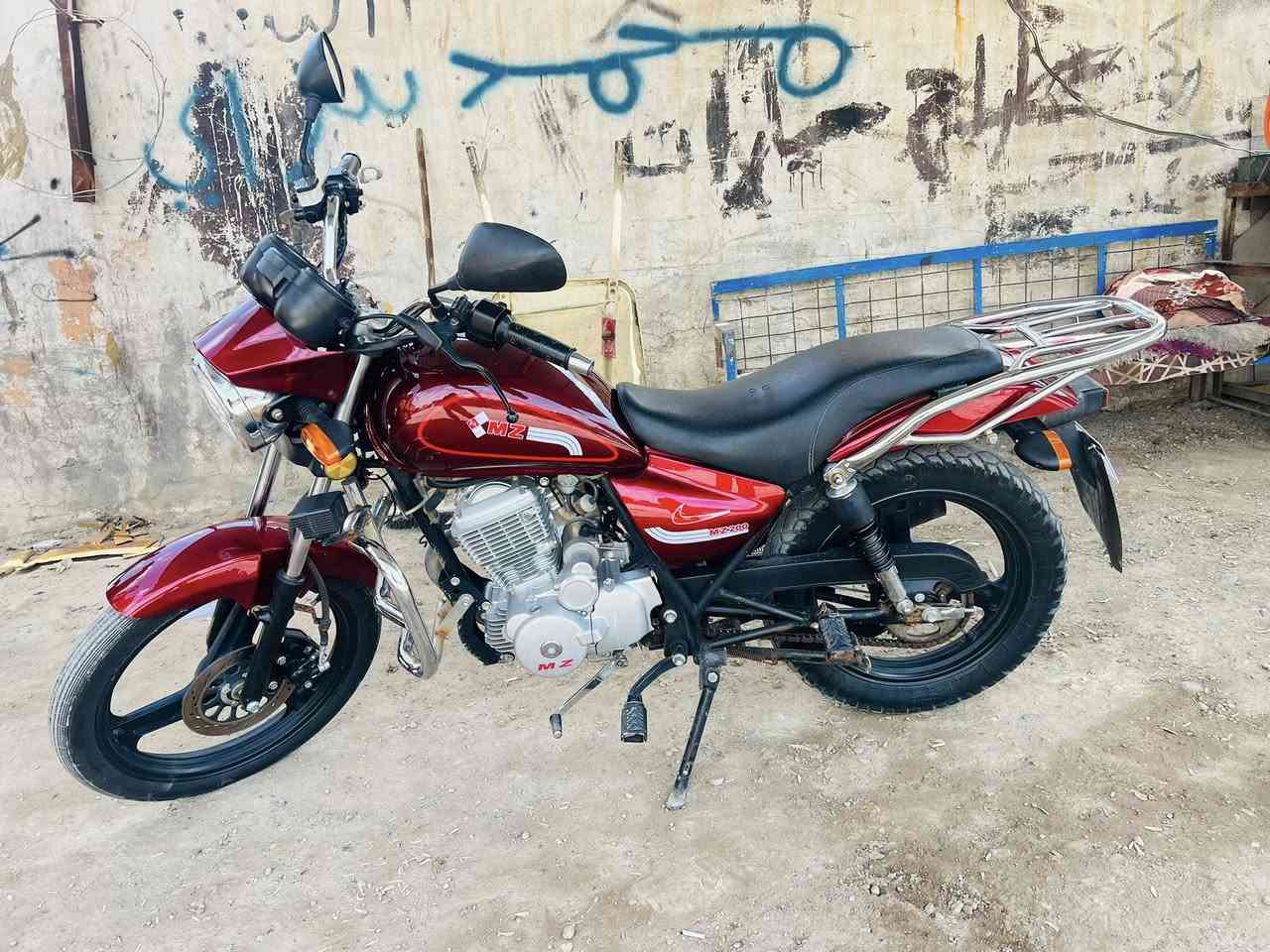 السلام عليكم للبيع موطور2023 MZموطور مكفول كفاله عامه اسبانه ماحاط عليه السعر مليون 250وبي مجال شي قليل رقم ***********
