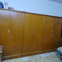 غرفة اخشاب 6 قطع السعر 80 الف الفتح والنقل على المشتري 07775107630