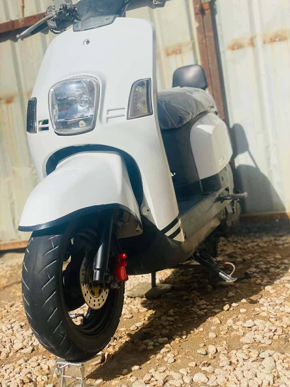 السلام عليكم ماكس بوليسي رمبه صاله شهرين ونص من طالعه من الوكيل شلعه ومعدل مكينه ناعمه لا تنقص ولا  تبخر 2008 المكان حله الدبله
***********للإستفسار الاتصال
