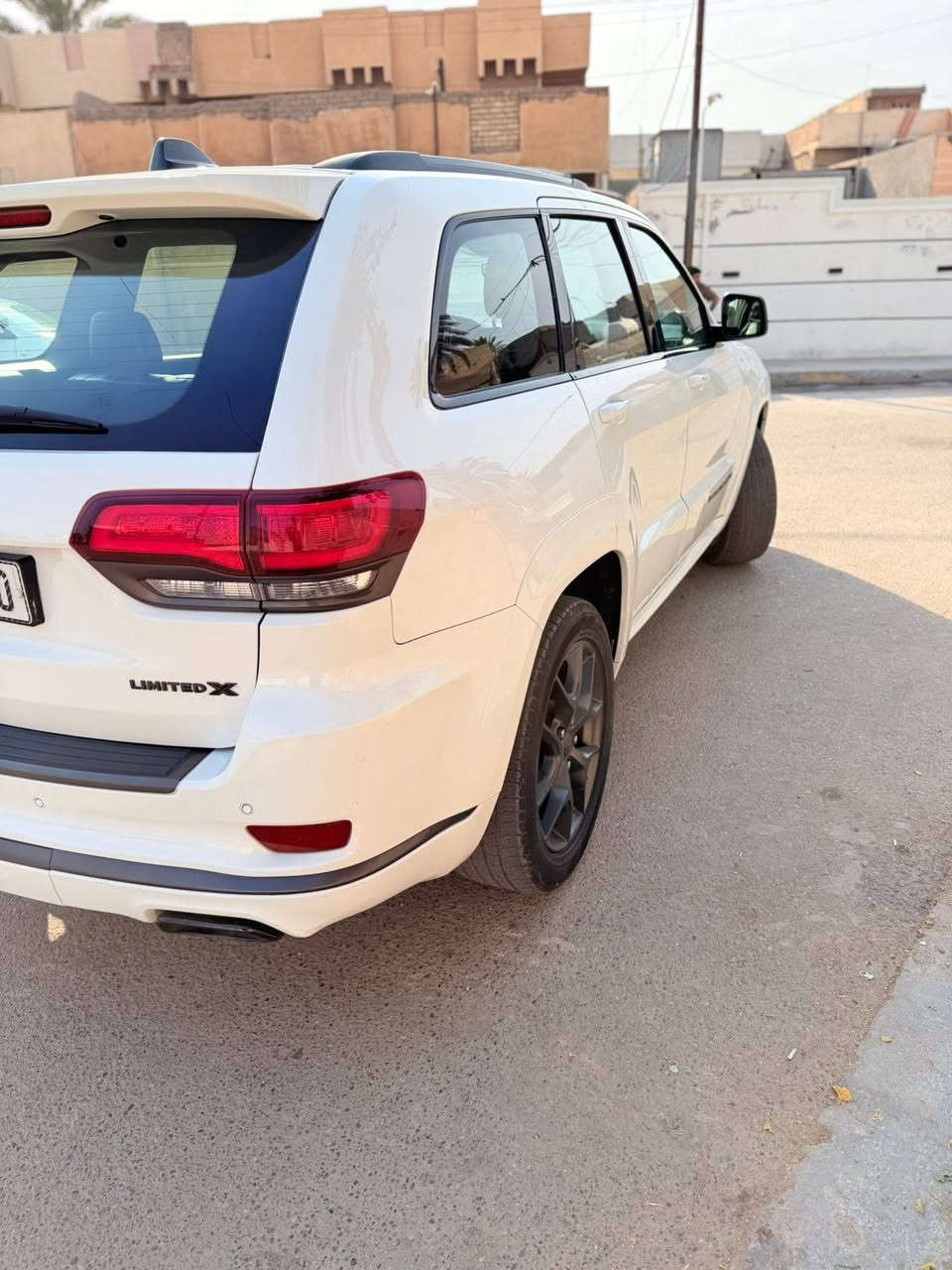 السلام عليكم جيب Xللبيع فول مواصفات موديل 2019 وارد امريكي حادثة جاملغ وبنيد ماشيه 97الف سونار وصور الحادث موجوده بل منشور السعر 230وبيه مجال استفسار ***********
