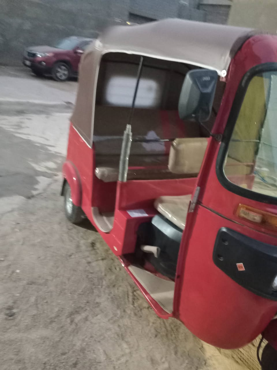 تكتك موديل 17معمره صبغ عام خير من الله ماناقصه كلشي للبيع السعر 3ونص اوراق مكاني كربلاء الحر ممتواجد ع الفيس هذا رقمي للتواصل ***********
***********
