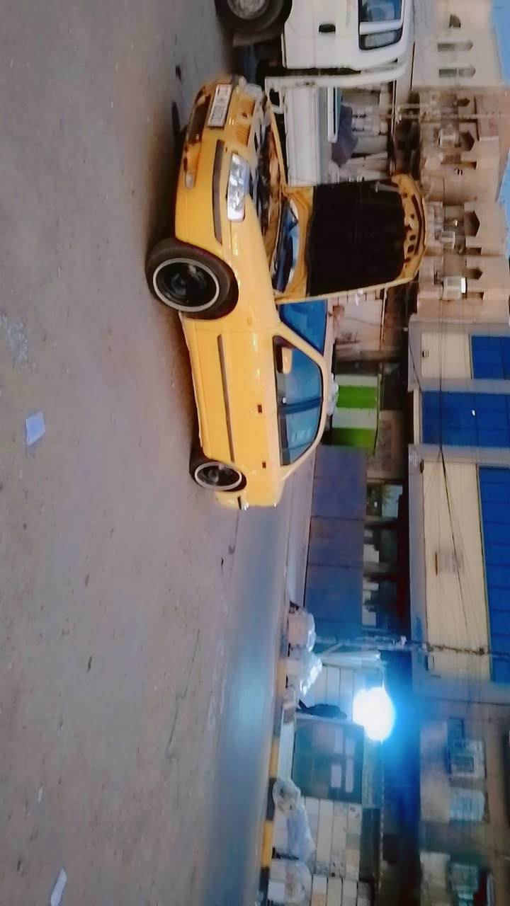 سمند موديل 2012 كرستال  سياره نضيفه وشرط جاهزه من كل شي مكينه جديده كير شرط تخم تاير تبريد ثلج لا ضربه ولا صبغ رقم دولي بسمي هزه جديده رقم بغداد شرط التحويل ثاني يوم ترايك للبصره السعر 38 المكان سماوه ***********
